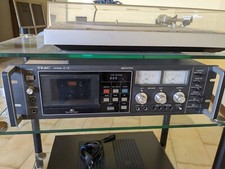 registratore a cassette vintage marca TEAC model C-3
