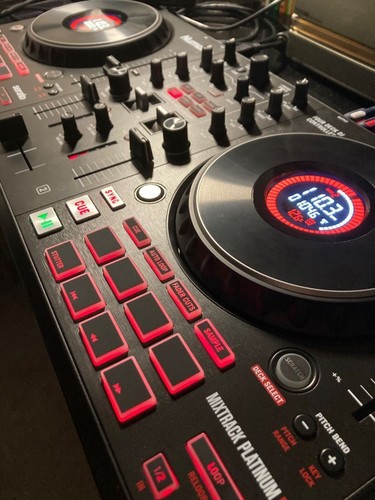 Numark mixtrack platinum - numark,