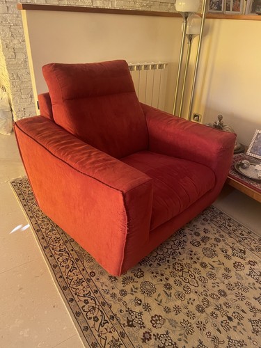 Poltrona rossa scamosciata - poltrona,