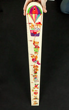 Metro misuratore bambini legno