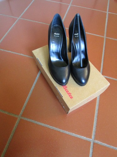 Bata decoltè nero classica - bata,