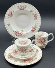 Royal Albert Fiore del Mese