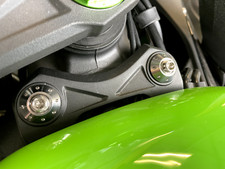 Kawasaki ZX6R 636 2007-2008 KIT BULLONI SERBATOIO CARBURANTE TITANIO GR5 RACE SPEC