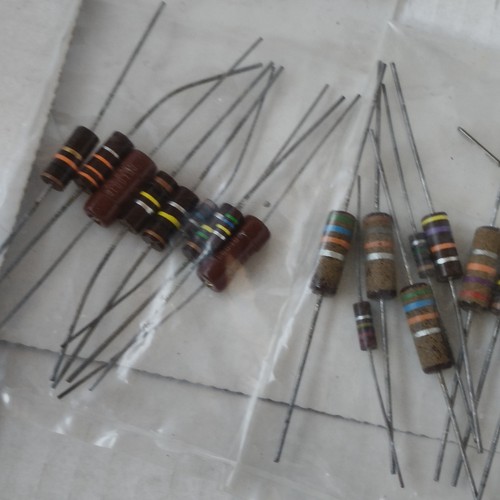 Lotto resistenze del corso - ,
