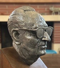 ENZO FERRARI BRONZO DI LARRY
