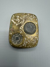 Antica cassa sovrana in ottone