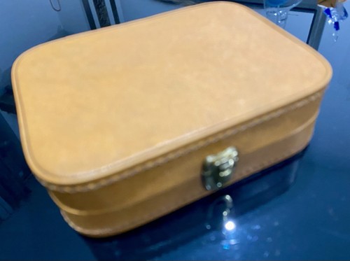 Jolie trousse toilette - jolie,