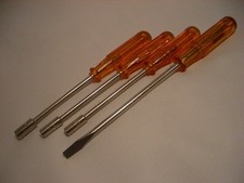 4 vecchi cacciaviti DOWIDAT