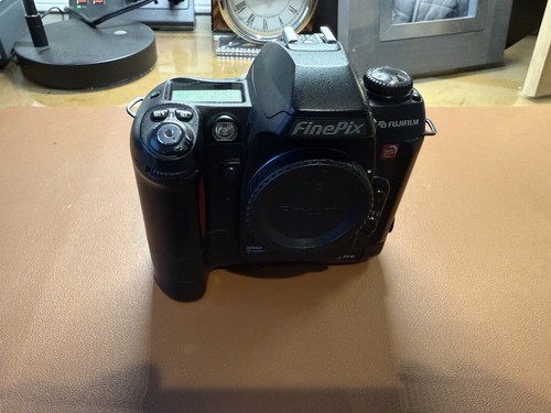 Fujifilm finepix series s2 - series,