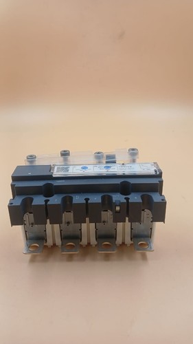 Schneider electric tm200d - schneider,