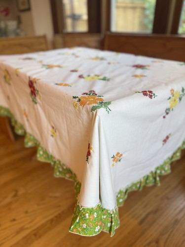 Vintage floral embroidered - vintage,