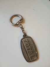 TOTAL   1980s keychain ,GAS STATION    san Cristoforo