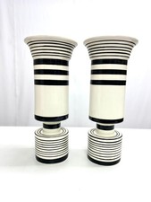 Coppia di vasi in ceramica. Anni '80. Ottime condizioni.