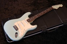 Chitarra elettrica usata