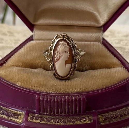 Anello antico cammeo