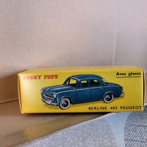 Boite vide dinky toys - boite,