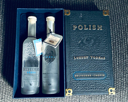 Belvedere vodka bottle - vodka, w/