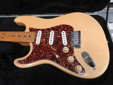 Fender USA Stratocaster E