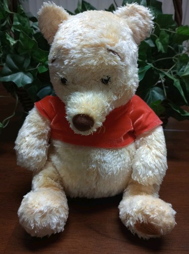 Disney store winnie - disney, pooh
