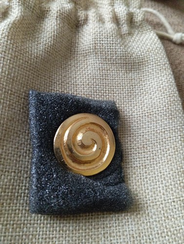 Spilla spirale dorata color - spirale,