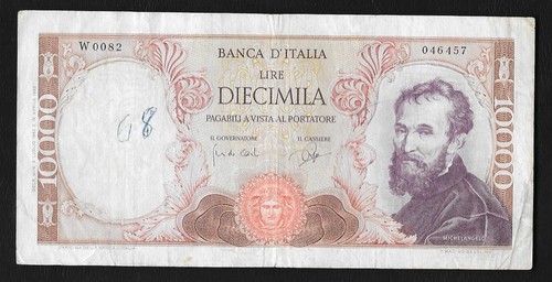 Italia primo decreto - -,