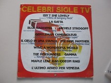 LP '33 CELEBRI SIGLE TV GREGORY PECK  ATTENDI A QUEI DUE LUPIN OTTIME CONDIZIONI