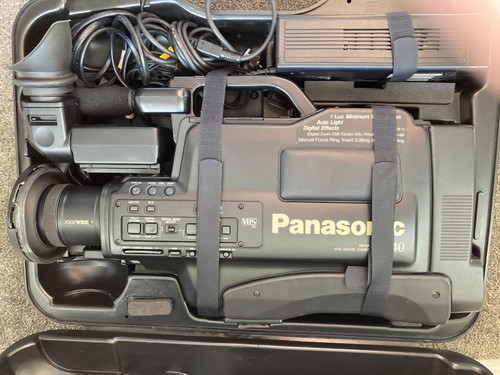 Videocamera vhs panasonic - videocamera,