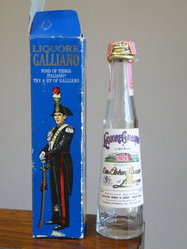 Empty vtg liquore - a),