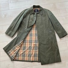 Burberrys Trench Coat Verde