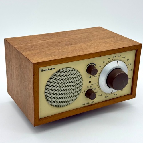 Tivoli audio model one fm - model,