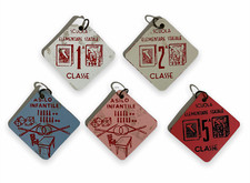 02485 Lotto 5 targhette scuola elementare anni '50/'60