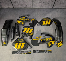 Plastiche + grafica Suzuki