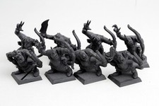 Warhammer 8 arcieri orchi in plastica con solo primer nero