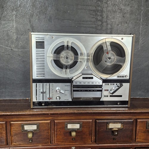 Grundig reel - grundig, lettore