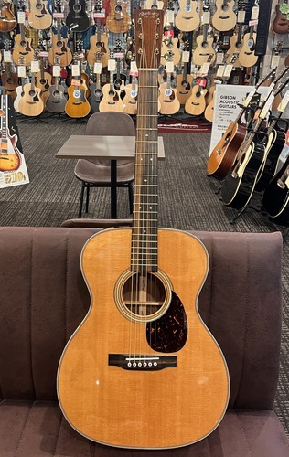 Martin modern deluxe con - om-28,