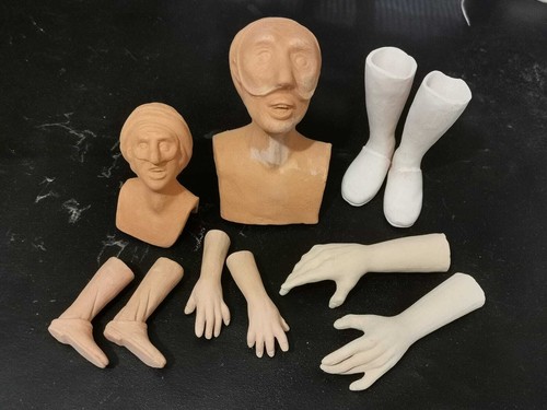 Testa mani piedi - , pulcinella