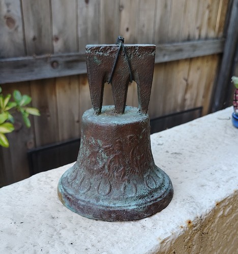 Antica campana bronzo stile - bronzo,