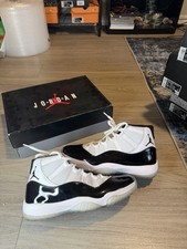 Taglia 10,5 - Jordan 11 Retro