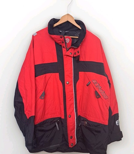 Giacca rossa motoslitta