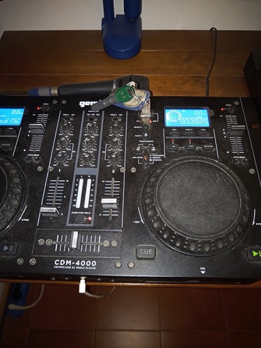 Gemini cdm 4000 controller - cdm-4000, dj