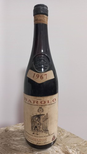 Bottiglia vino barolo - bottiglia,