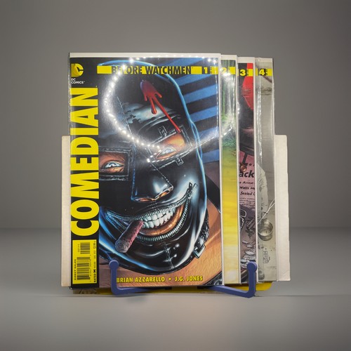 Before watchmen comedian lot - watchmen:,