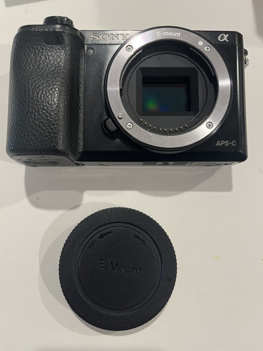 Sony a6000 3mp mirrorless - sony,