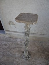 VECCHIA COLONNA IN MARMO DI