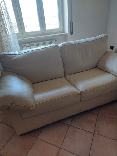 Divano pelle come nuovo - divano,