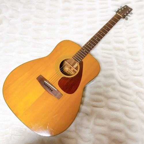 Chitarra acustica vintage