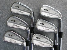 Titleist 710 CB Set di ferri da stiro 7 pezzi 4 PW Dynamic Gold S200 Flex S