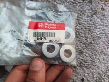 1x ORIGINALE 60654785 ROSETTA PIANA SOSPENSIONE POSTERIORE ALFA 147 156 4C GT