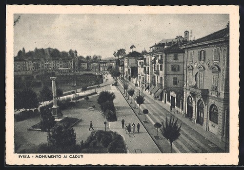 Cartolina ivrea monumento ai - cartolina,