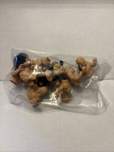 Wcw wrestlers finger puppets - wcw,